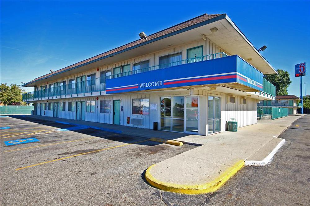 Rodeway Inn Columbus Exterior foto